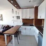 Belvedere 1bedroom With Kitchen Daire
