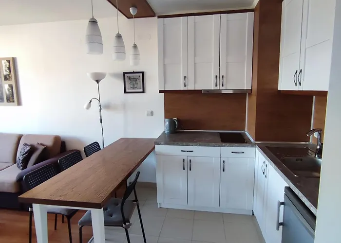 Belvedere 1bedroom With Kitchen Apartment