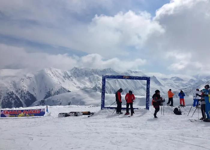 Belvedere 1bedroom With Kitchen Apartment *